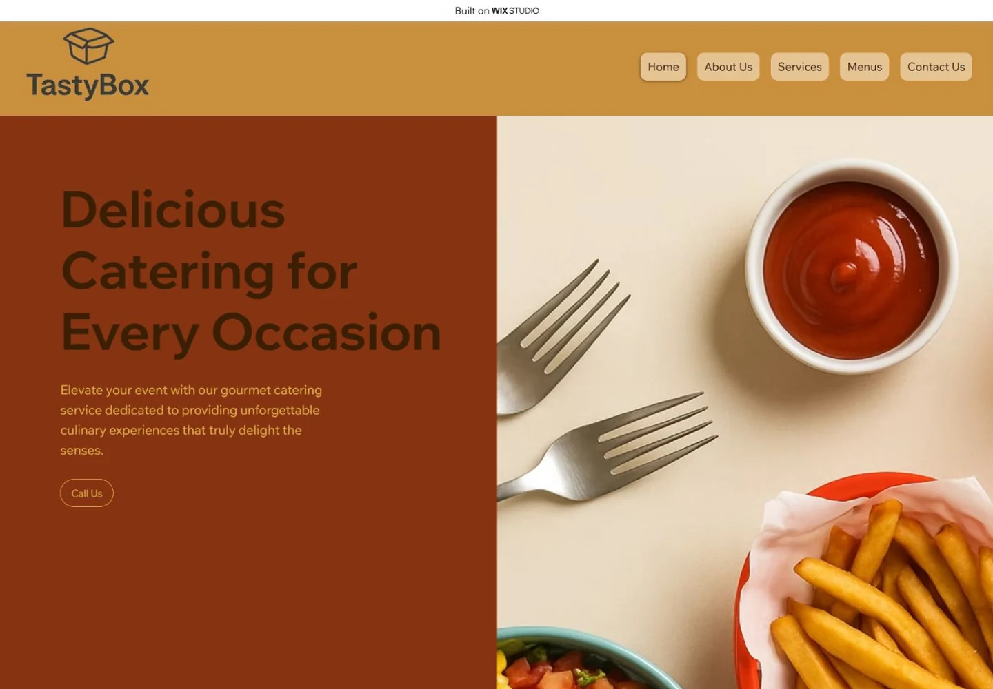 Catering concept with ochre and rust colors, a split hero, and food photography.